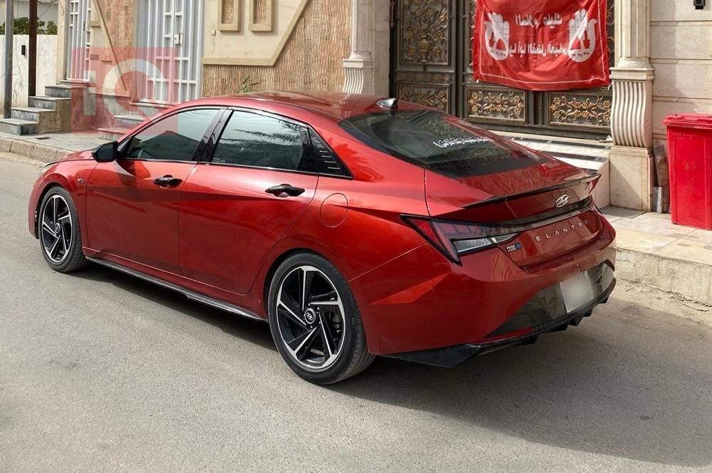 هیۆندای ئەلەنترا